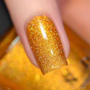 Sunglow - Glowing Gold Holographic Nail Polish