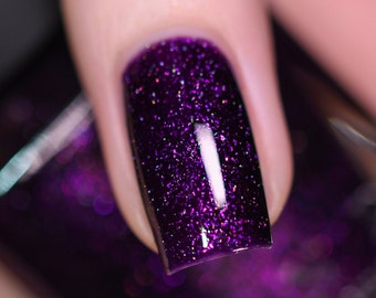 Guest List - Blackened Grape Holographic Nail Polish