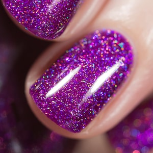 Zoe - Bold Raspberry-Purple Holographic Nail Polish