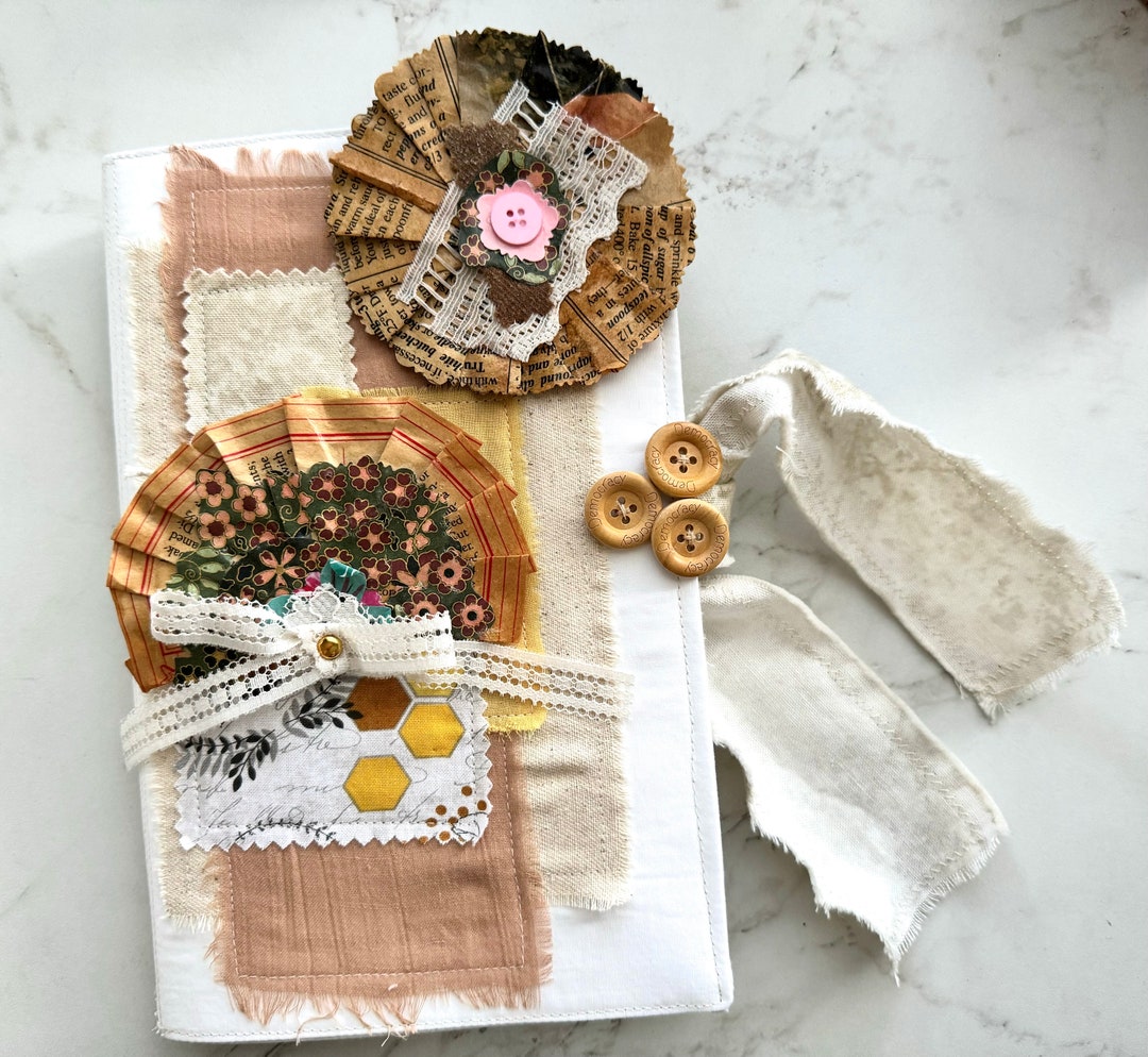 Pair of Paper Mache Flowers, Clip on Junk Journal Flower or Gift Tags