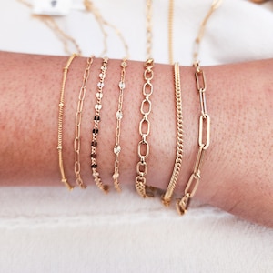 Stackable chain bracelet/ Minimalist jewelry/ Layering chain bracelet/ 14k gold filled/ Rock Elegance