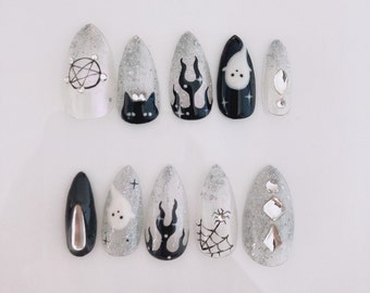 Halloween black silver ghost cat spider crystal Hand Painted Reuseable Nail l Press on Nails I Fake Nails I False Nails