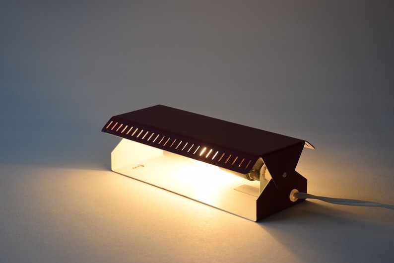 Lámpara de pared danesa de mediados de siglo con pantalla ajustable - Metal rojo - Hamalux - Diseño de iluminación escandinavo para dormitorio/habitación infantil imagen 4