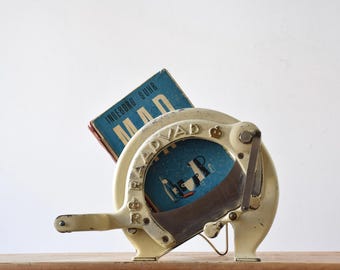 Vintage RAADVAD Denmark - Broodsnijmachine / -snijder - Origineel beige crème en goud oud model 294 - Deens keukenontwerp jaren 1950 - voor bakker / café