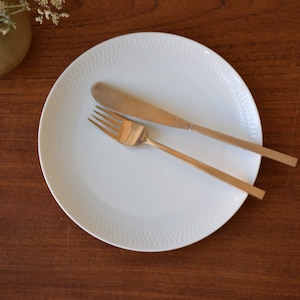 21 cm Excellent! Royal Copenhagen - HVEDEKORN / Wheat Grain - White Lunch Plate - Thorkild Olsen - 14210  - Danish Tableware Design