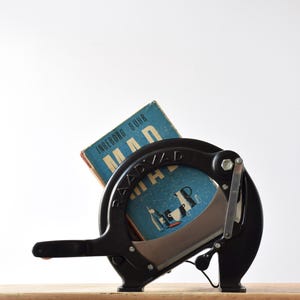 Great! RAADVAD - Bread Slicer / Cutter - Original Black Model 294 - Danish Scandinavian Mid-century Retro Kitchen Design - for Baker / Café