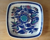 Royal Copenhagen - large dish - birds and flowers - 144/2885 - Kari Christensen