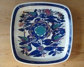 Royal Copenhagen - large dish - birds and flowers - 144/2885 - Kari Christensen