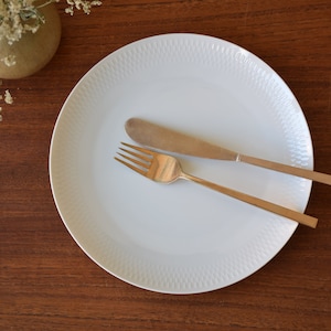 23cm / 9” Royal Copenhagen - HVEDEKORN / Wheat Grain - Dinner Plate - Thorkild Olsen - 14209 - 1960s - Danish Mid-century Tableware Design