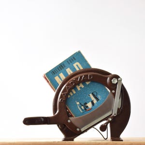Near Mint! Original RAADVAD Denmark - Bread Slicer - Brown - Model 294 - Danish Mid-century Retro Kitchen Design Decor - Gift for Baker Café