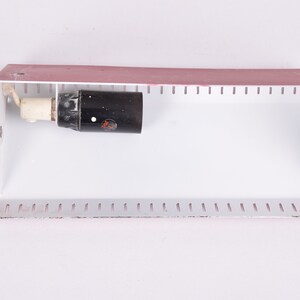 Lámpara de pared danesa de mediados de siglo con pantalla ajustable - Metal rojo - Hamalux - Diseño de iluminación escandinavo para dormitorio/habitación infantil imagen 8