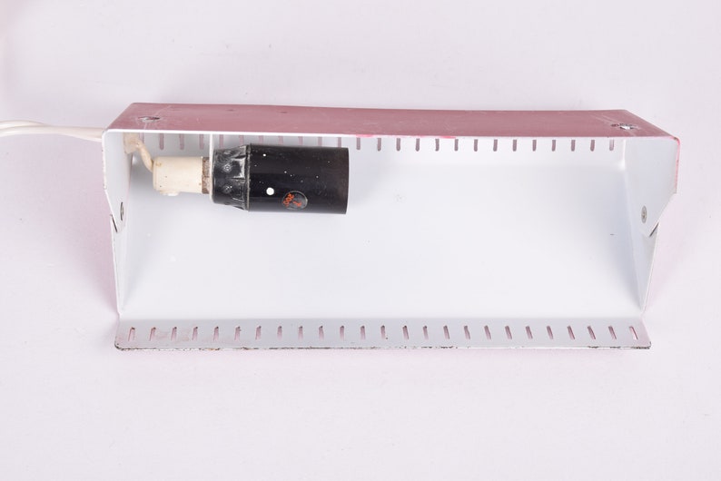 Lámpara de pared danesa de mediados de siglo con pantalla ajustable - Metal rojo - Hamalux - Diseño de iluminación escandinavo para dormitorio/habitación infantil imagen 8