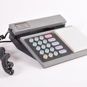 Bang & Olufsen uit de jaren 80 - BEOCOM 600 - Analoge telefoon met snoer - Grijze pastelkleuren - Originele onderdelen - Deens design Memphis - Cadeau voor hem