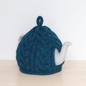 Knit Tea Cozy Deep Ocean Blue/Green, 4-6 Cup - NESTON