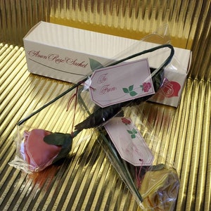 New Vintage Avon Rose Sachet Peach or Yellow New and Sealed in Box Fabric Bud