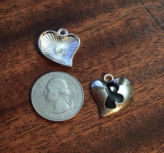 8 Heart love tattoo charms antique silver tone H113
