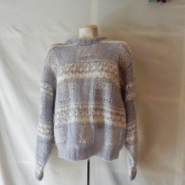 Sz L XL 1X Made England Mohair Pullover - 70s Vintage - Crew Neck - Pastel Pale Lilac & White - Oversize - UK Britain - Openwork Knit