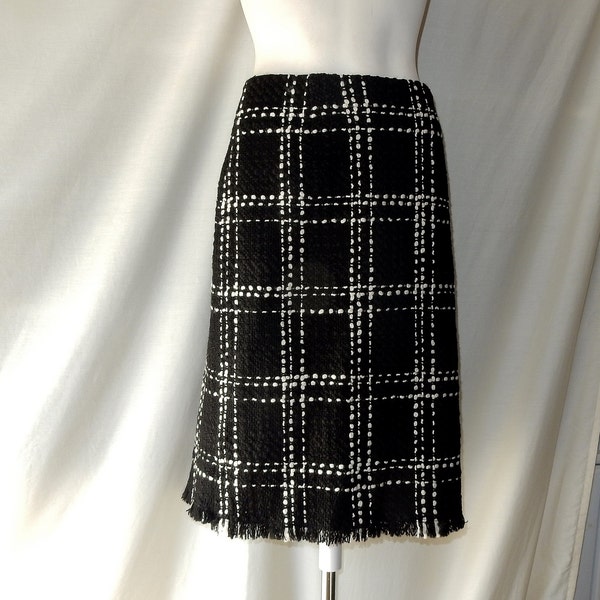 Sz 10 Low Waist Black & White Fringe Hem Windowpane Plaid Skirt - Midi Straight Pencil - Harold's - Below Knee - Made USA Imported Fabric