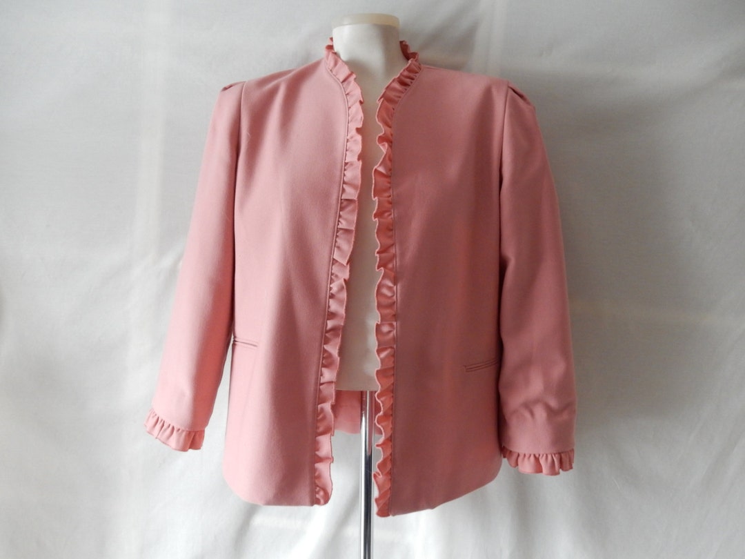 Pink Ruffled Suit Sz 8 10 Suit Ruffled Pink - 29