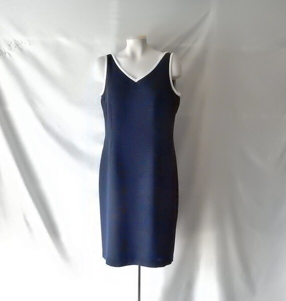 evan picone blue dress Sz 10 12 Crepe Cocktail - Navy - Sleeveless Dressy - Navy Wiggle Sheath - Vee V Neck Our store teams do women's birthday outfits A-line Modest Dress With Dress Size:4