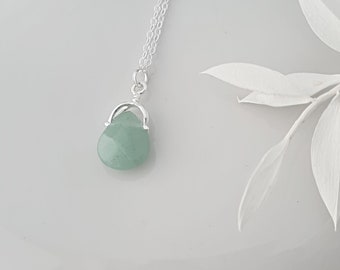 Aventurine Drop Necklace, Aventurine Pendant, Dainty Green Gemstone, Aventurine Jewellery, Bridesmaid Gifts, Gifts for Women and Girls