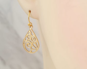 Gold Filigree Earrings, Moroccan Earrings, Laser Cut Earrings, Boho Chic, Scroll Pattern Earrings, Floral Dangle Earrings, Gifts for Mom