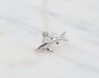 Tiny Shark Necklace, Shark Pendant, Shark Jewellery, Marine Biologist Gifts, Sea Life Jewellery, Sea Creature, Shark Charm, Gifts for Girls