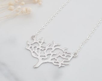 Tree Necklace, Tree Pendant, Tree of Life, Minimalist Tree, Nature Jewellery, Tree Jewellery, Gifts for Women, Boho Jewellery, Nature Gifts