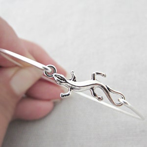Lizard Bracelet, Gecko Bangle, Reptile Jewellery, Lizard Gifts, Stacking Bracelet, Animal Jewellery, Gecko Pendant, Pet Lizard, Girl Gifts