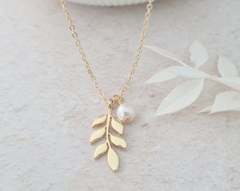 Leaf and Pearl Necklace, Leaf Necklace Gold, Bridesmaid Gifts, Bridesmaid Necklace, Leaf Jewellery, Pearl Charm Necklace, Leaf Pendant