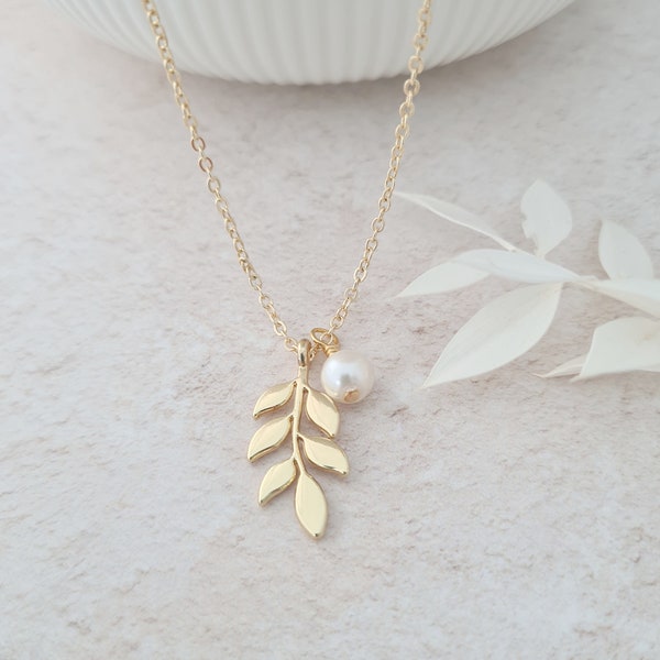 Leaf and Pearl Necklace, Leaf Necklace Gold, Bridesmaid Gifts, Bridesmaid Necklace, Leaf Jewellery, Pearl Charm Necklace, Leaf Pendant