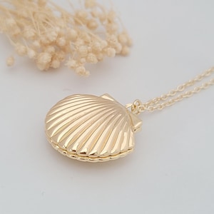 Gold Shell Locket Necklace: Mermaid Pendant with Pearl