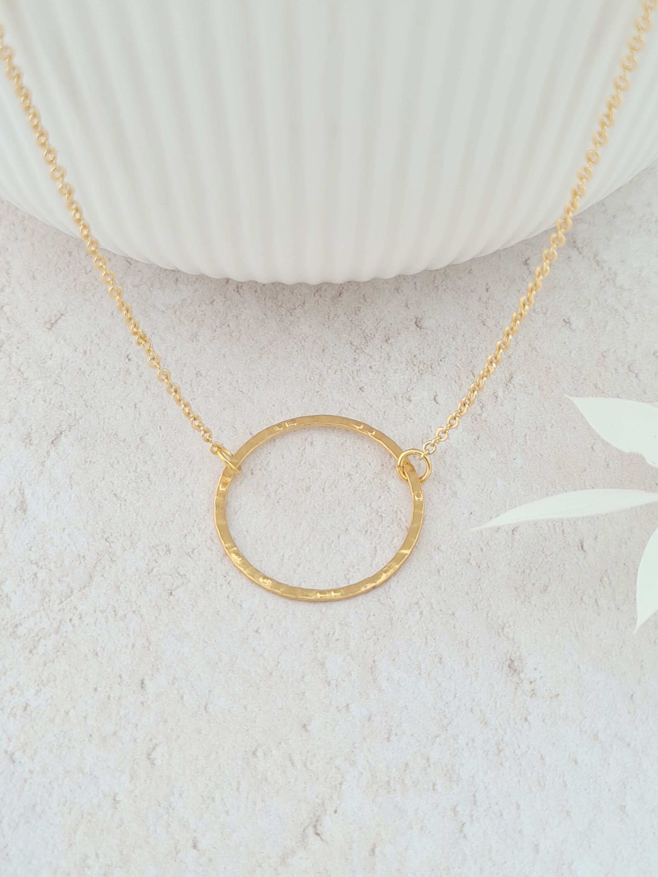 The circle necklace deals