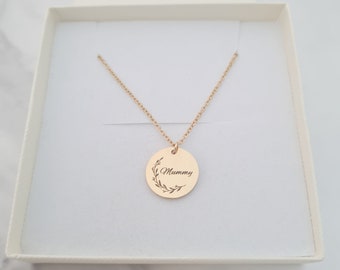 Engraved Mama Necklace, Mom Pendant, Mother Necklace, Mom Gifts, Love Mama Gift, Necklace for Mum, Jewellery for Moms, Women Gifts