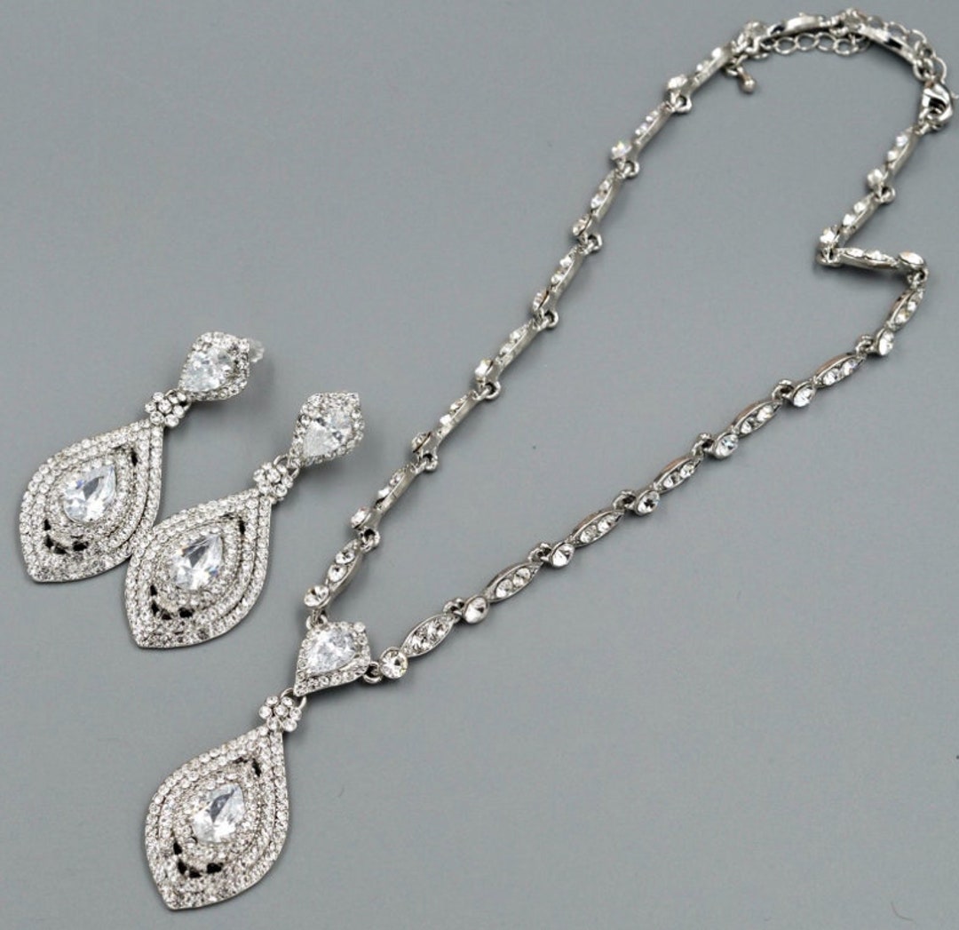 SET Necklace & Gauges Earringssilver Crystal Bridal Drop Etsy