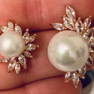 PAIR small GOLD Leaf Floral Pearl Prom Wedding Tunnels Gauges Plugs Earrings 8g 6g 4g 2g 0g 3.2mm 4mm 5mm 6mm 8mm image 5