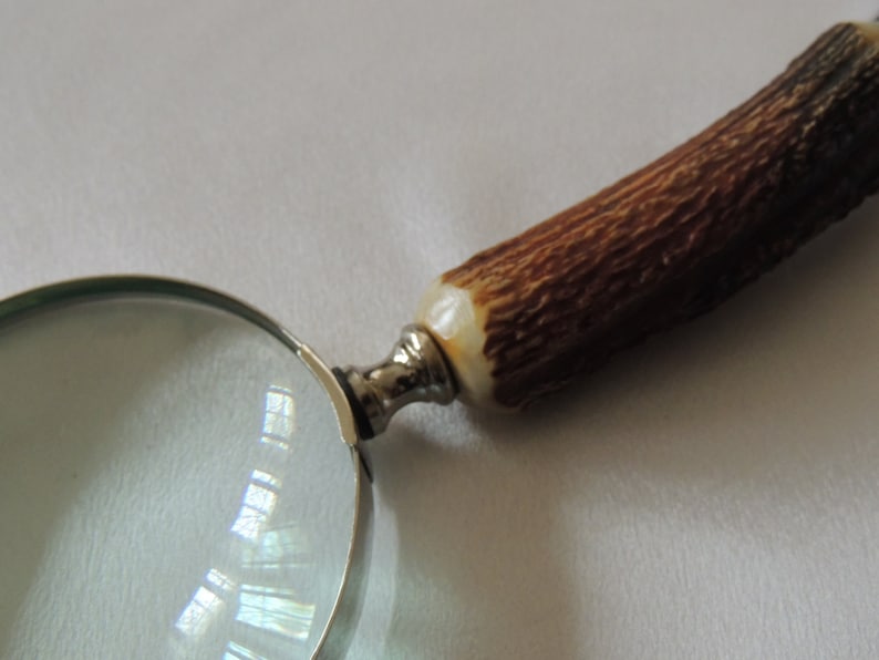 American Stag Handle Magnifying Glass With Silver End Collar.