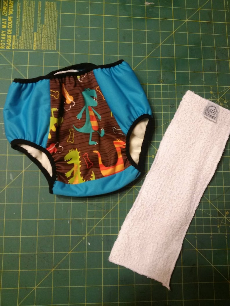 training pants with pockets