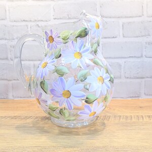 Hand Painted Daisy Glass Pitcher, Floral Pitcher, Iced Tea Pitcher, Christmas Gift for Mom, for Wife, for Grandma, Daisy Gift image 1