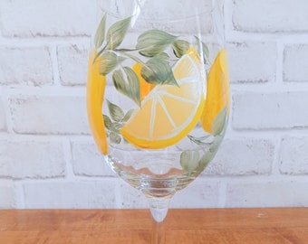 Hand Painted Lemon Wine Glass, Yellow Summer Table Decor, Mother's Day gift for Mom, for wife, for grandma, For Wine Lover