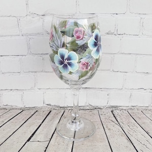 Hand Painted Floral Wine Glass, Housewarming Present Wedding Present, Mother&#39;s Day gift for Mom, for wife, for grandma