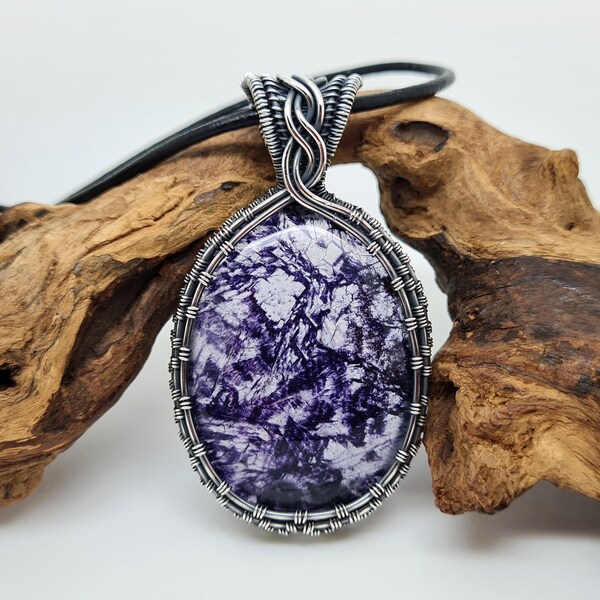 Collar de fluorita blue John de Derbyshire, colgante blue john, collar de cristal de fluorita, colgante envuelto en alambre, joyería blue john