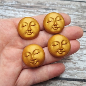 Un viso da 26 mm per la dea della luna addormentata, abbellimenti artigianali di carta, appropriazione indebita di perline Soutache, facce decorative 3D, dea d'oro