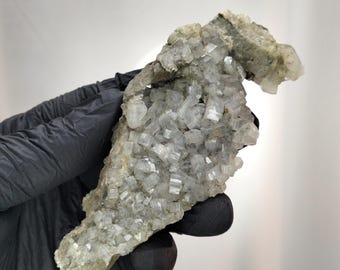 Hellblaue Apatit Gruppe mit 120gr - Panasqueira's Gem