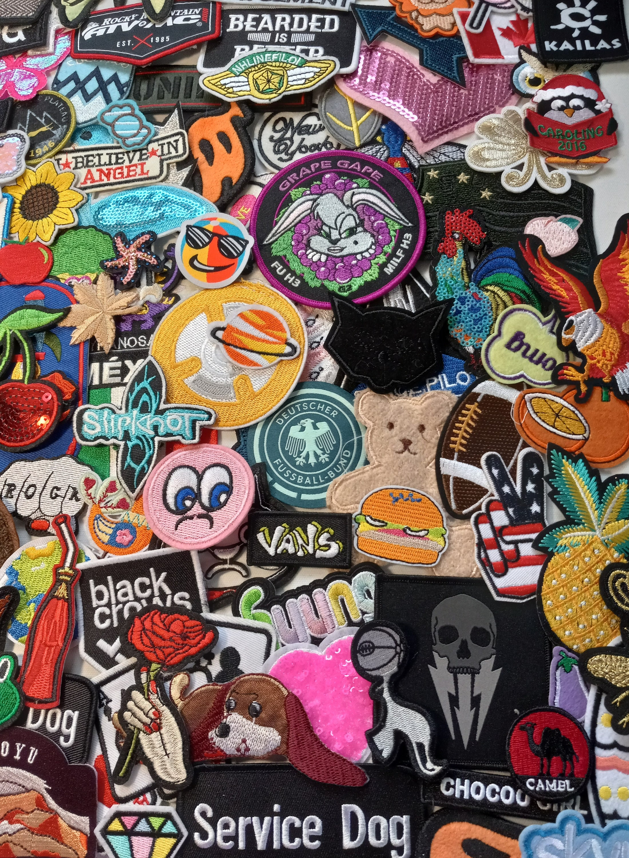 150 MIXED SEW on and IRON on Patches, Randomly Selected Patch Lot