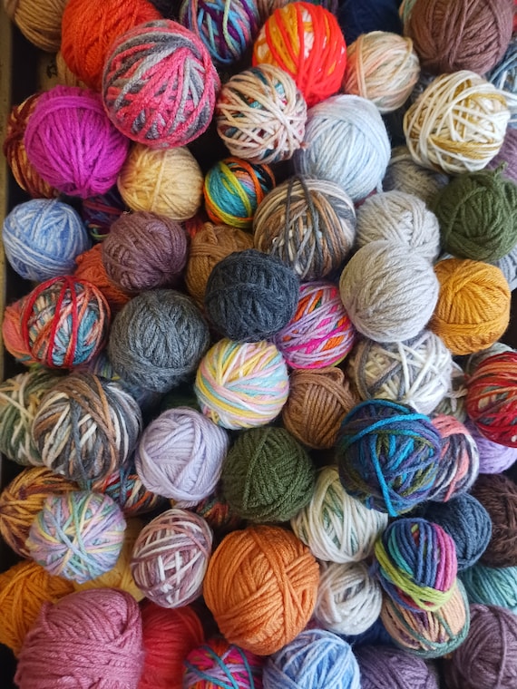 1 pound of acrylic yarn balls! Granny square helpers! Yarn scraps by the lb. Prints and solids all #4 weight yarn
