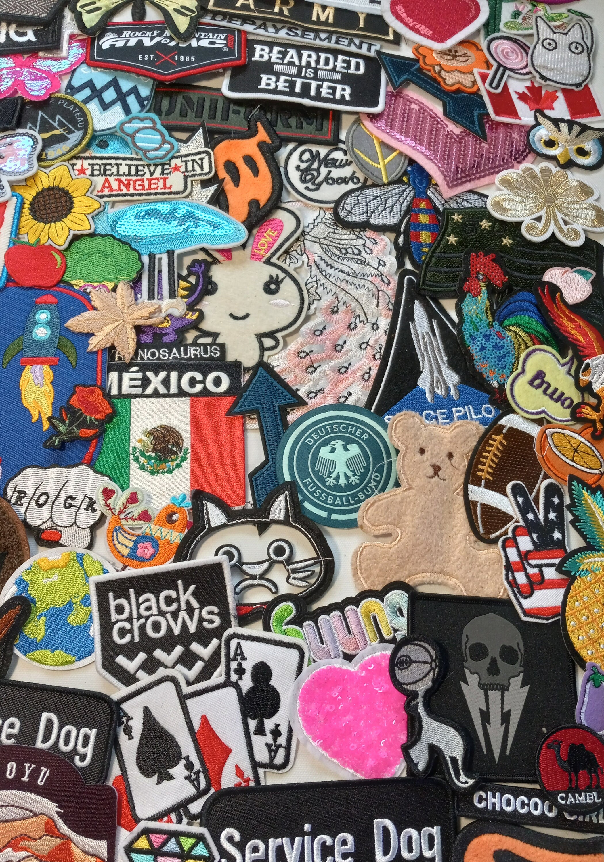25 MIXED SEW on and IRON on Patches, Randomly Selected Patch Lot. Mystery  Grab Bag, Surprise Assortment of Appliques 