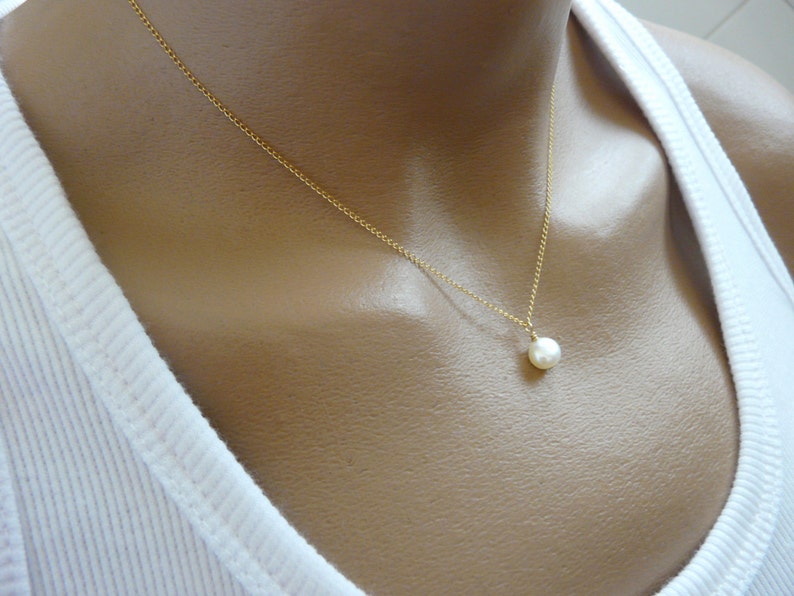 Single Pearl Necklace Delicate Necklace Bridesmaid Gift Etsy