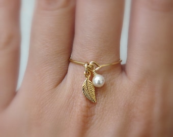 Charm ring, Gold filled ring, ANY SIZE Leaf ring, Dainty ring, Delicate ring, Pearl ring, Wire ring