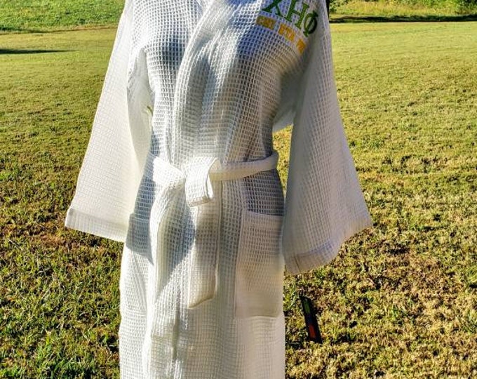 CHI ETA PHI Greek Letter Embroidered White Waffle Weave Bathrobe/Nurse Sorority Bath Robe/Chi Eta Phi Greek Lettered Embroidered Bathrobe